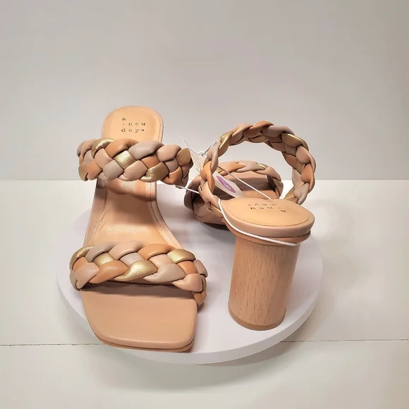 A new day basil heels sandals 👡 - Picture 3 of 7